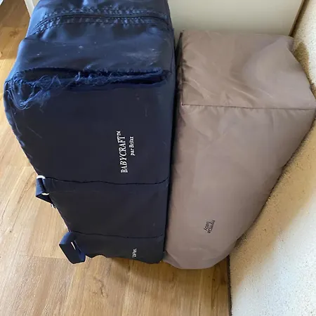 Louise 16 Personnes - 5 *