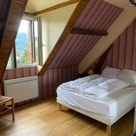 Louise 16 Personnes - 5 Murat-le-Quaire